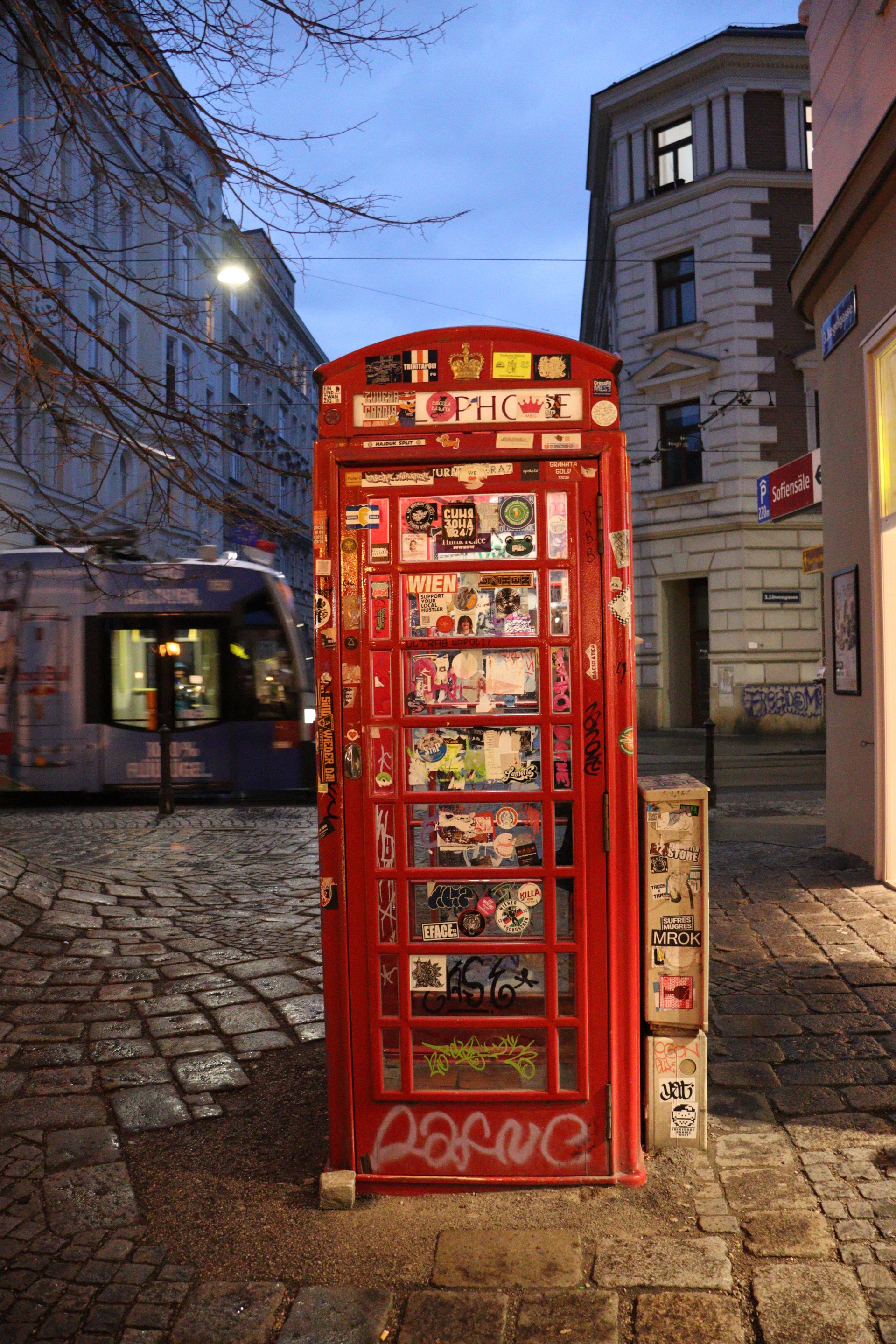 A familiar-looking telephone booth, captured in Vienna on 2025-01-28.